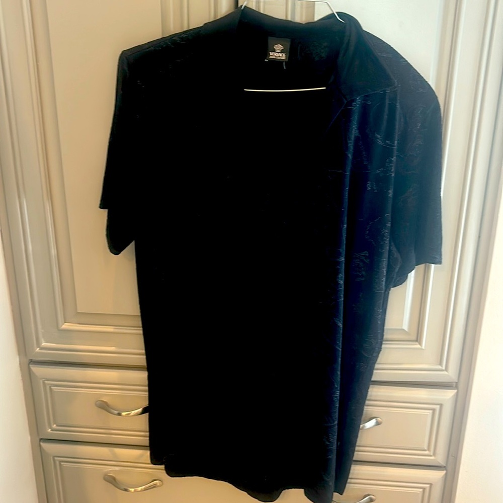 Men’s Versace jeans, couture, short sleeve black pattern shirt